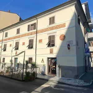 Appartamento Casa Puccini Bienaime', Carrara